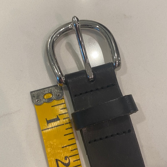 GAP Black Leather Belt - Picture 5 of 6